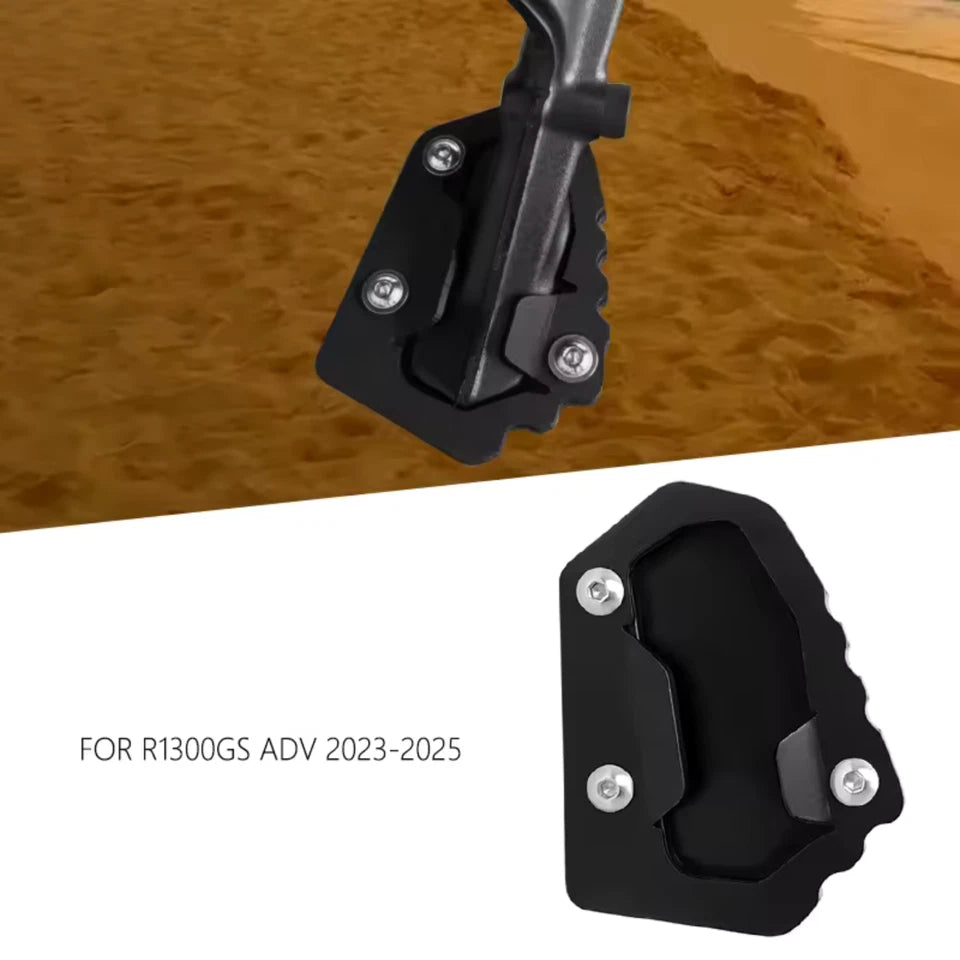 PIASTRA ESTENSIONE CAVALLETTO LATERALE MOTO BMW R1300GS/ADVENTURE 2023/24 NERO